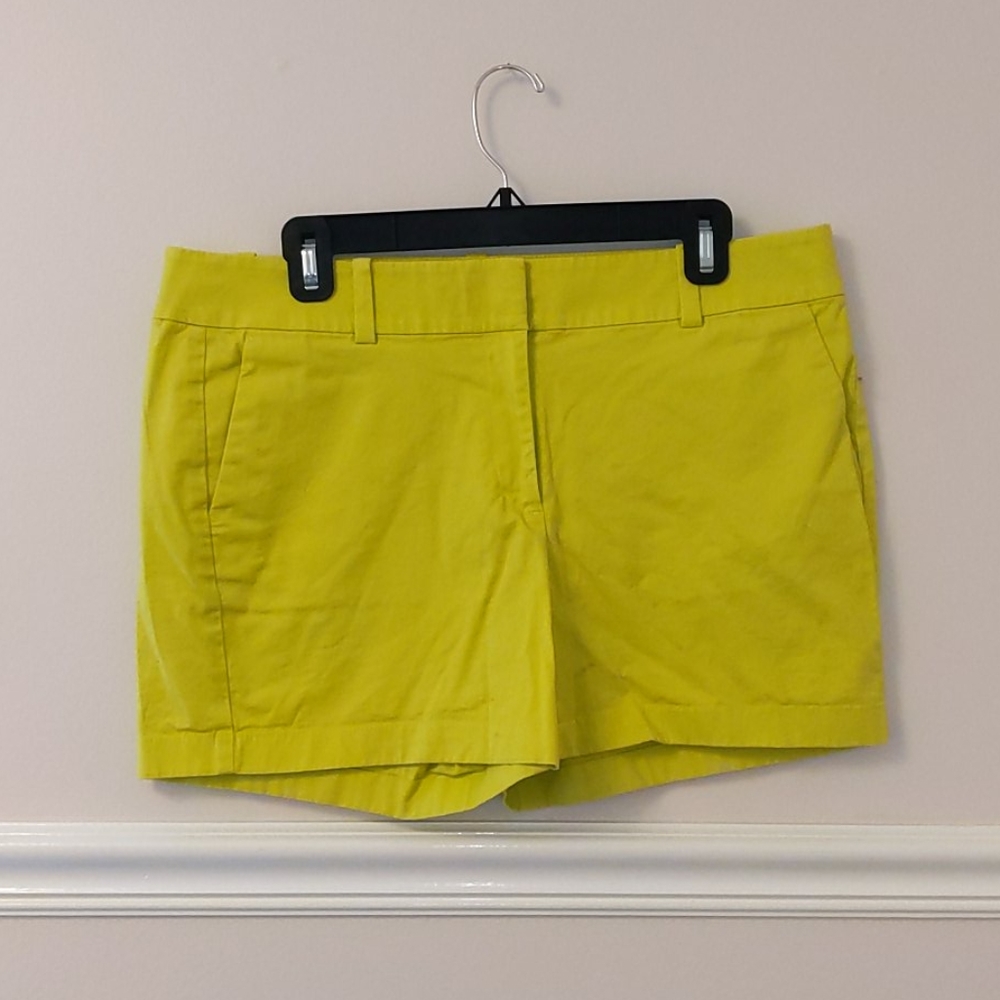 Ann Taylor City Short, size 12